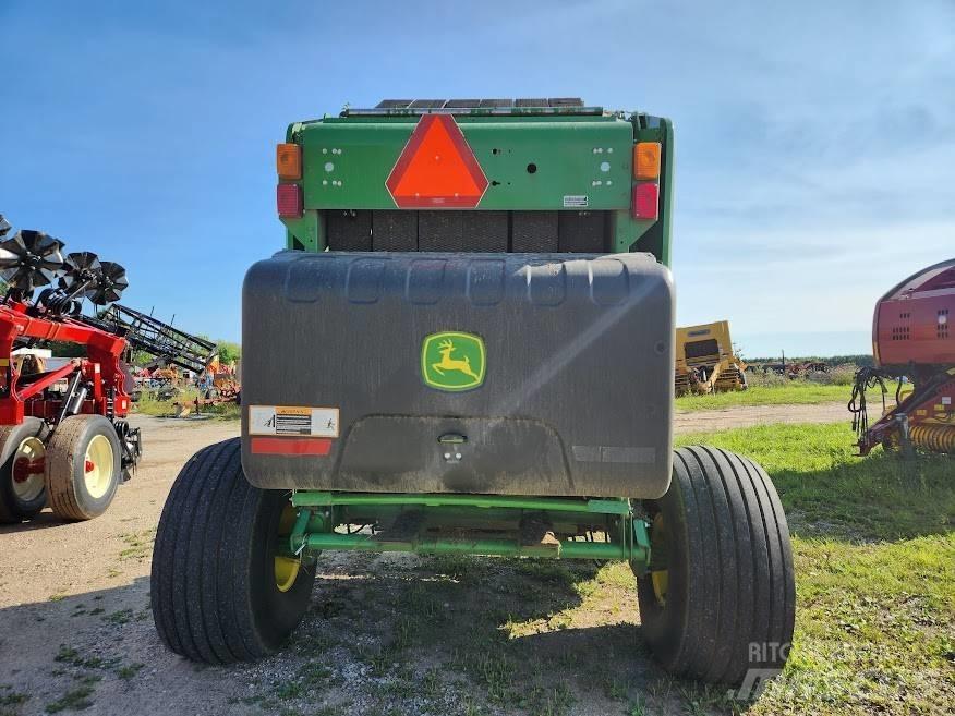 John Deere 450 M Рулонні прес-підбирачі