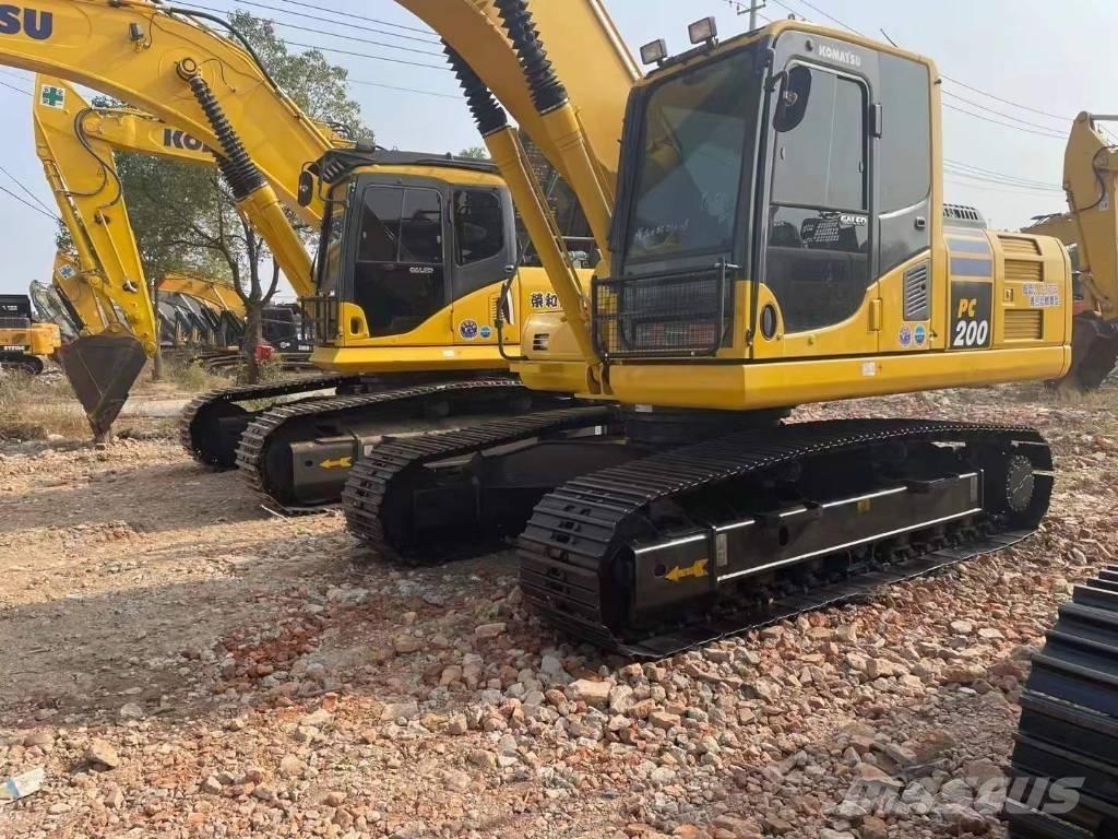 Komatsu PC 200 8N Гусеничні екскаватори