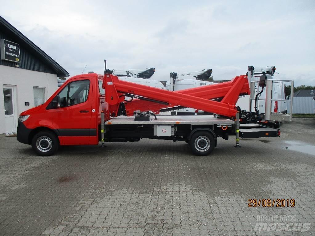 VERSALIFT VTX 240 G3 Автовишки на базі вантажівки