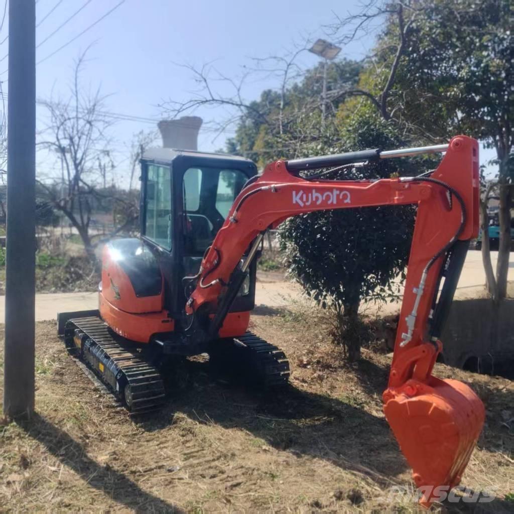 Kubota U 35 Гусеничні екскаватори