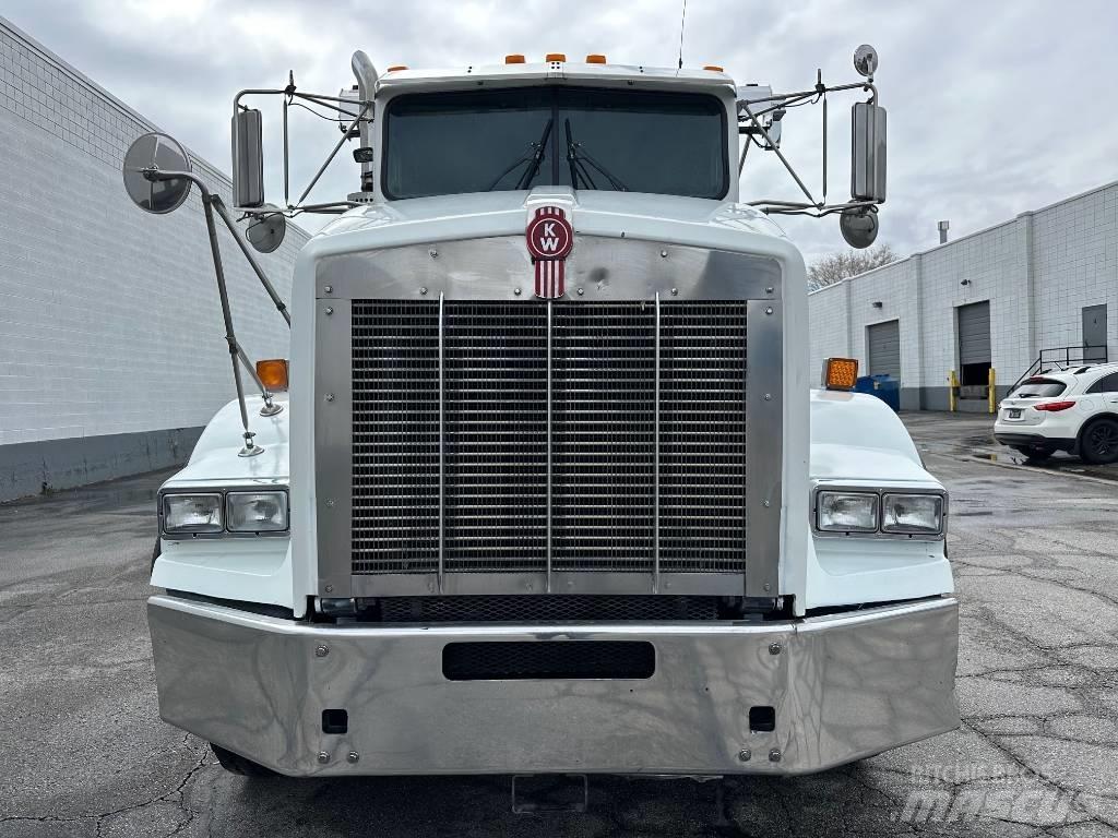 Kenworth T 800 Вантажівки з гаковим підйомом