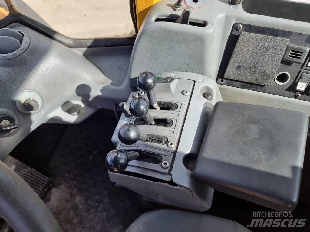 Volvo L 180 E Фронтальні навантажувачі