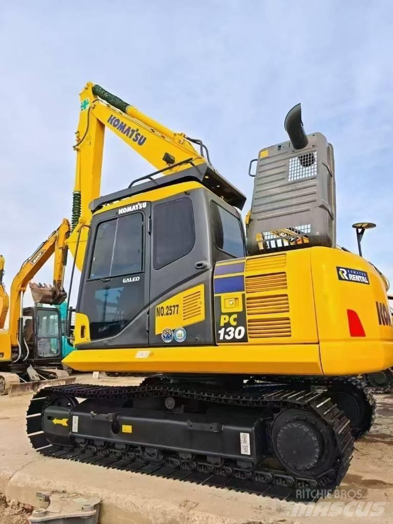 Komatsu 130LC-7 Гусеничні екскаватори