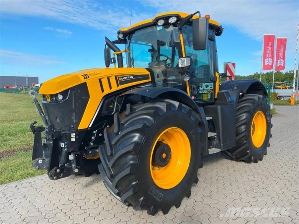 JCB 4220 ICON Трактори