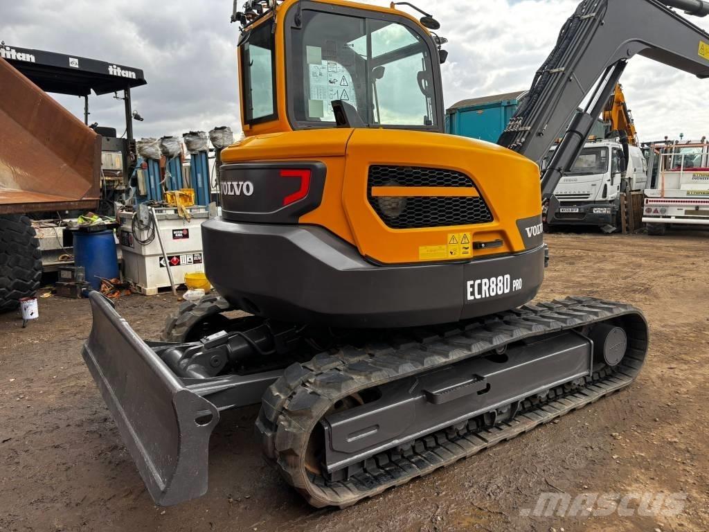 Volvo ECR 88 D Середні екскаватори 7т. - 12т.