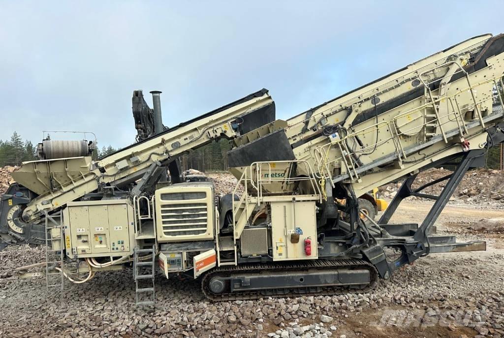 Metso LT 330 D Мобільні дробарки