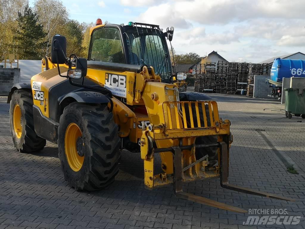 JCB 535-95 Телескопічні навантажувачі