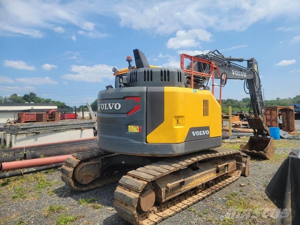 Volvo ECR 145 E Гусеничні екскаватори