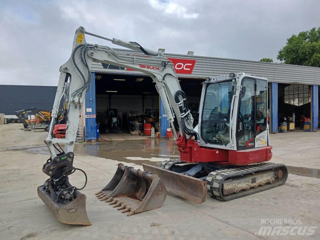 Takeuchi TB 257 FR Міні-екскаватори < 7т