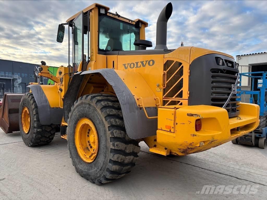 Volvo L 120 F Фронтальні навантажувачі