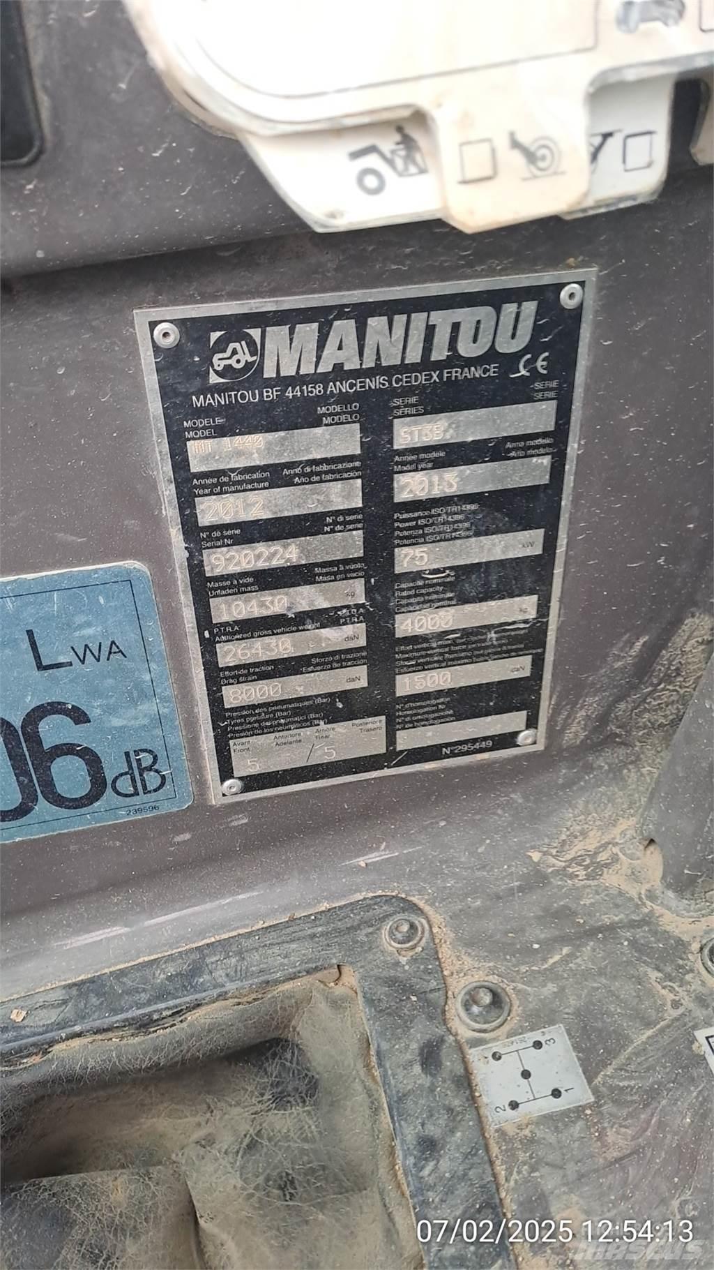 Manitou MT1440 Телескопічні навантажувачі