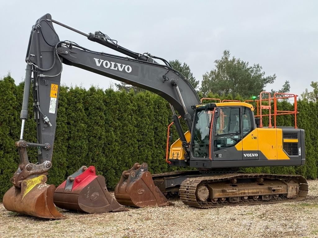 Volvo EC 220 EL Гусеничні екскаватори