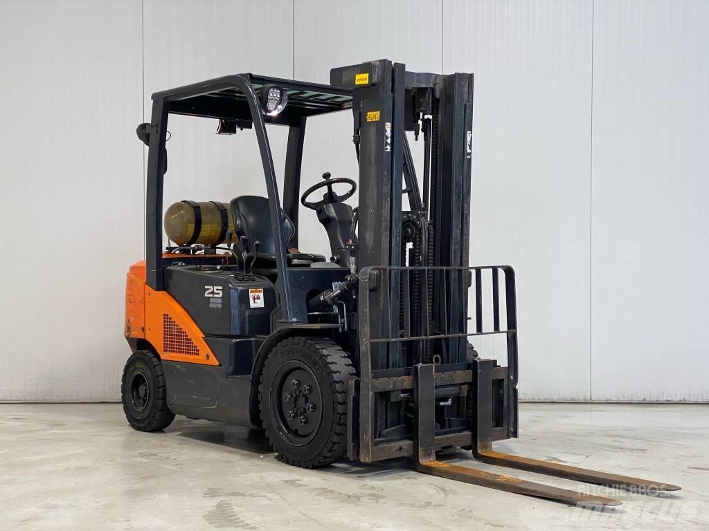 Doosan G25N-7 Газові навантажувачі