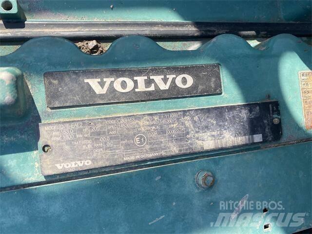 Volvo EC290BLC Гусеничні екскаватори