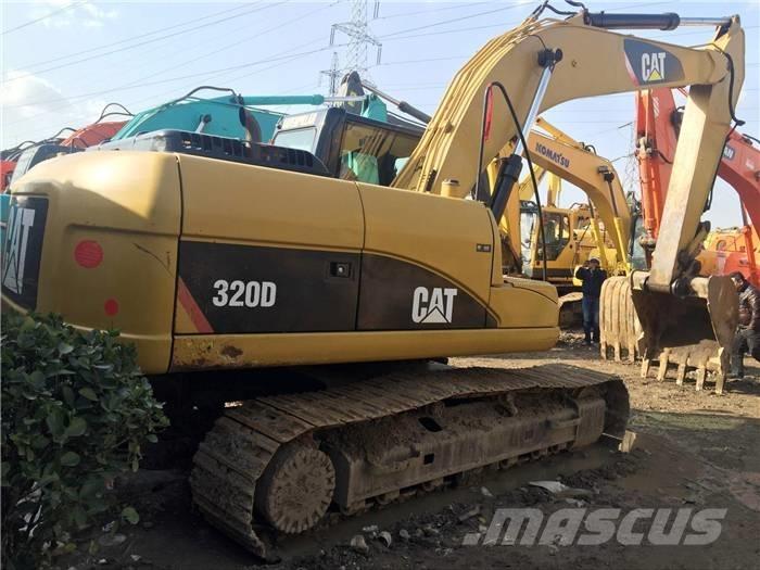 CAT 320 D Гусеничні екскаватори