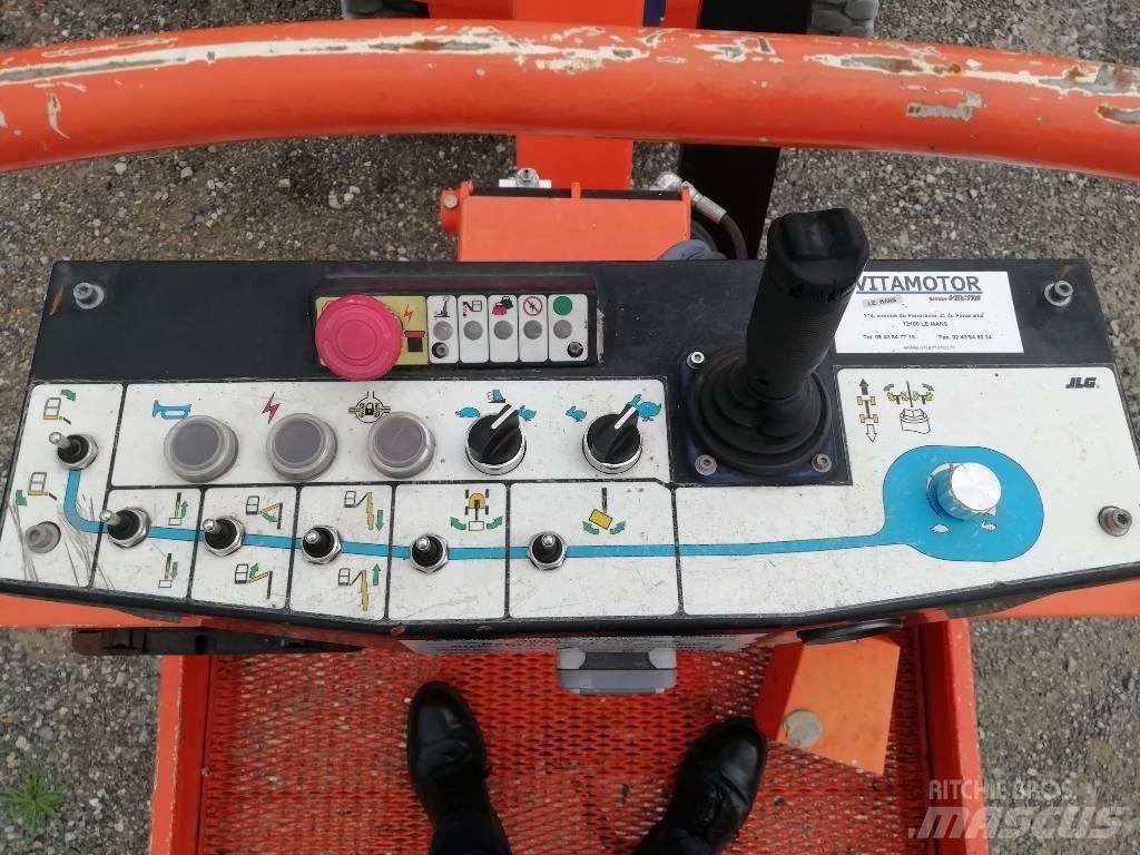 JLG Toucan 1210 Вертикальні щоглові підйомники
