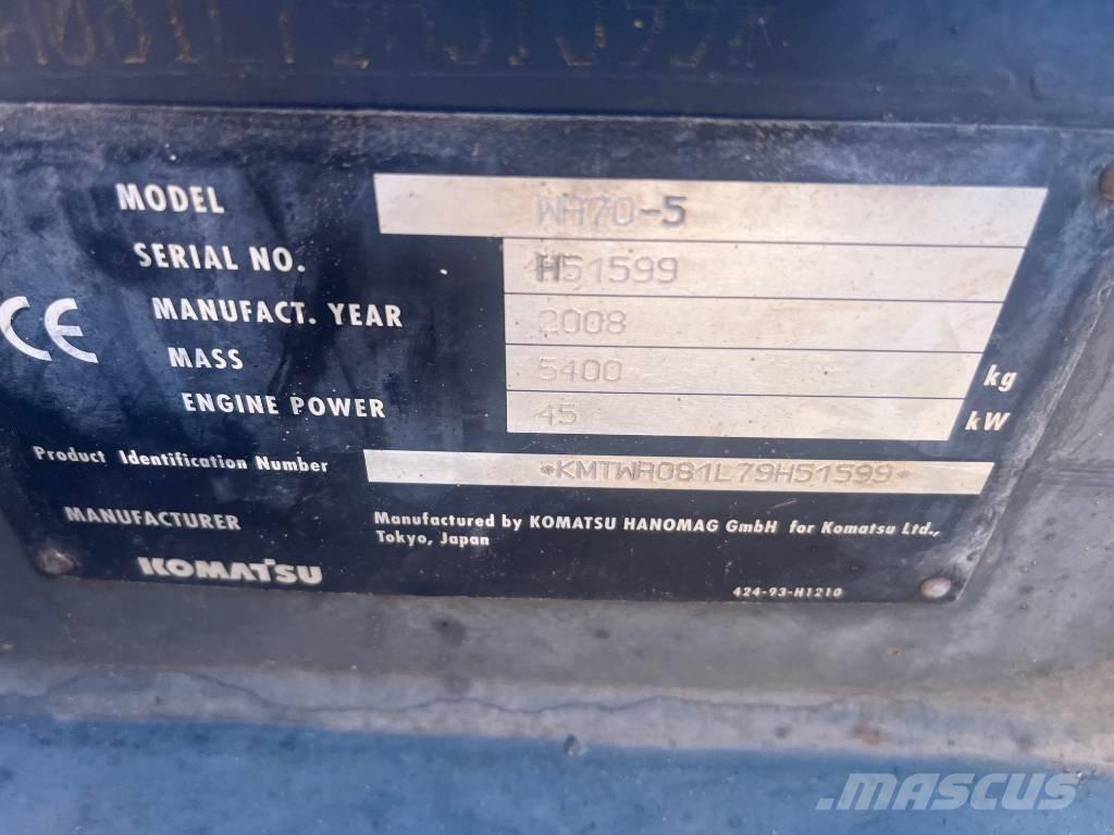 Komatsu WA 70-5 Малі навантажувачі
