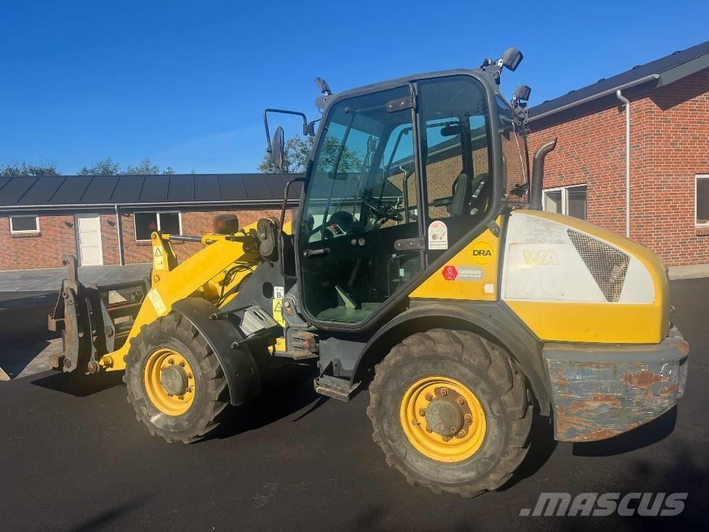 Komatsu WA 70-5 Малі навантажувачі