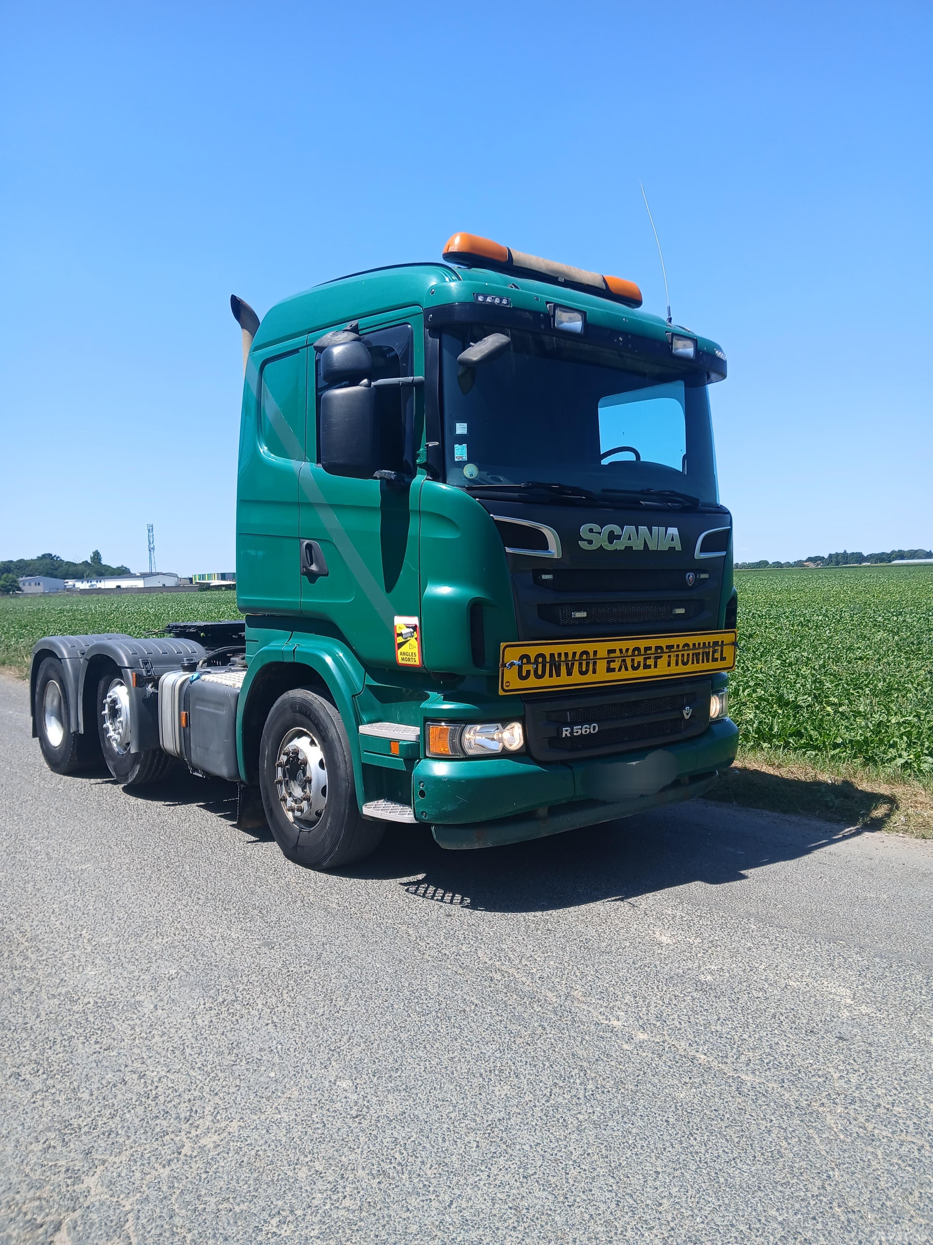 Scania R 560 Тягачі