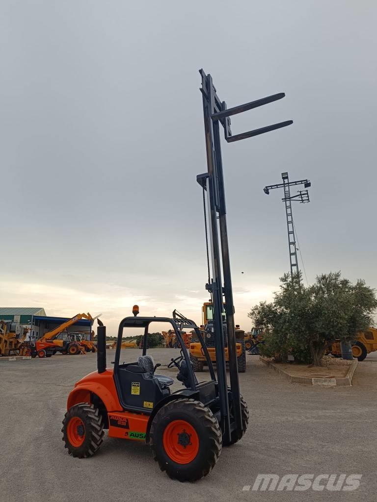 Ausa CH 250 X4 Навантажувачі підвищеної прохідності