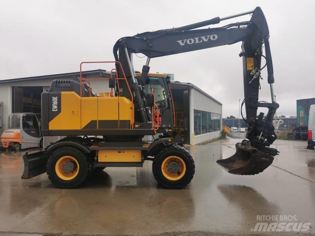 Volvo EW160E Колісні екскаватори