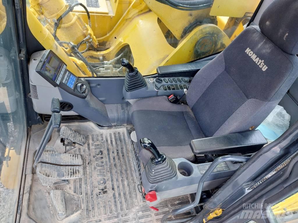 Komatsu PC700LC-11 Гусеничні екскаватори