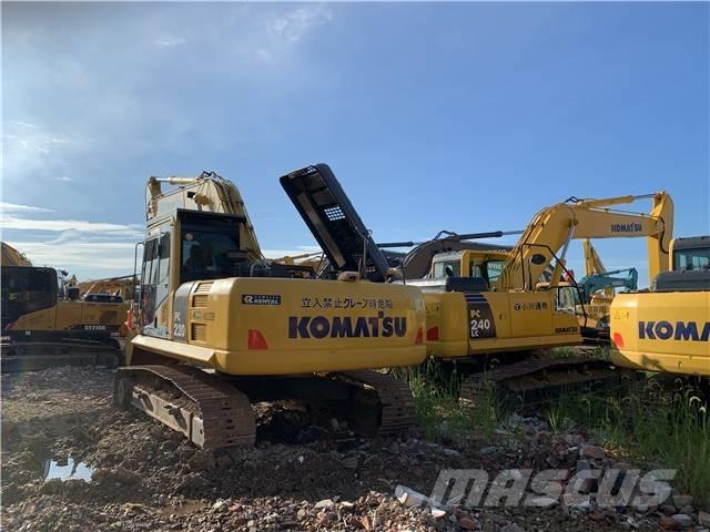 Komatsu PC 220-8MO Гусеничні екскаватори
