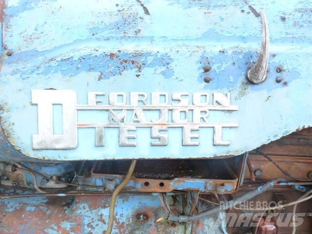 Fordson Major Трактори