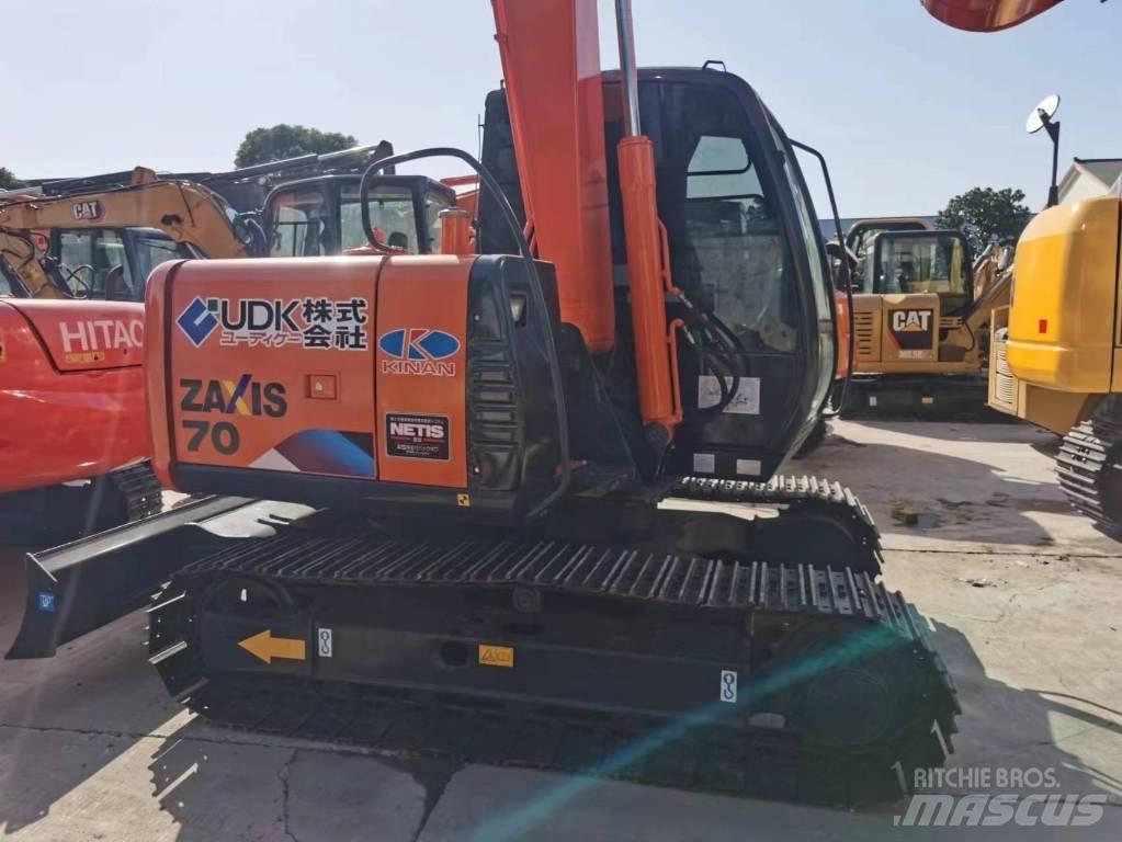 Hitachi ZX 70 Гусеничні екскаватори