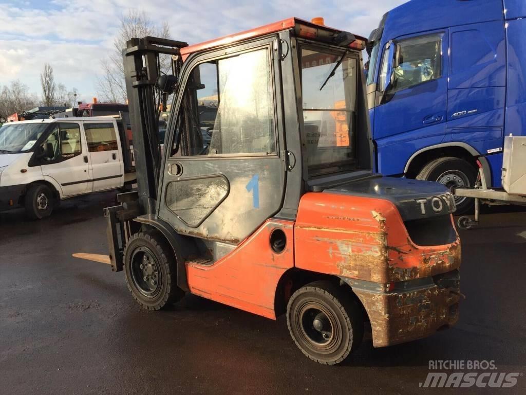 Toyota 02-8 FD JF 35 Дизельні навантажувачі