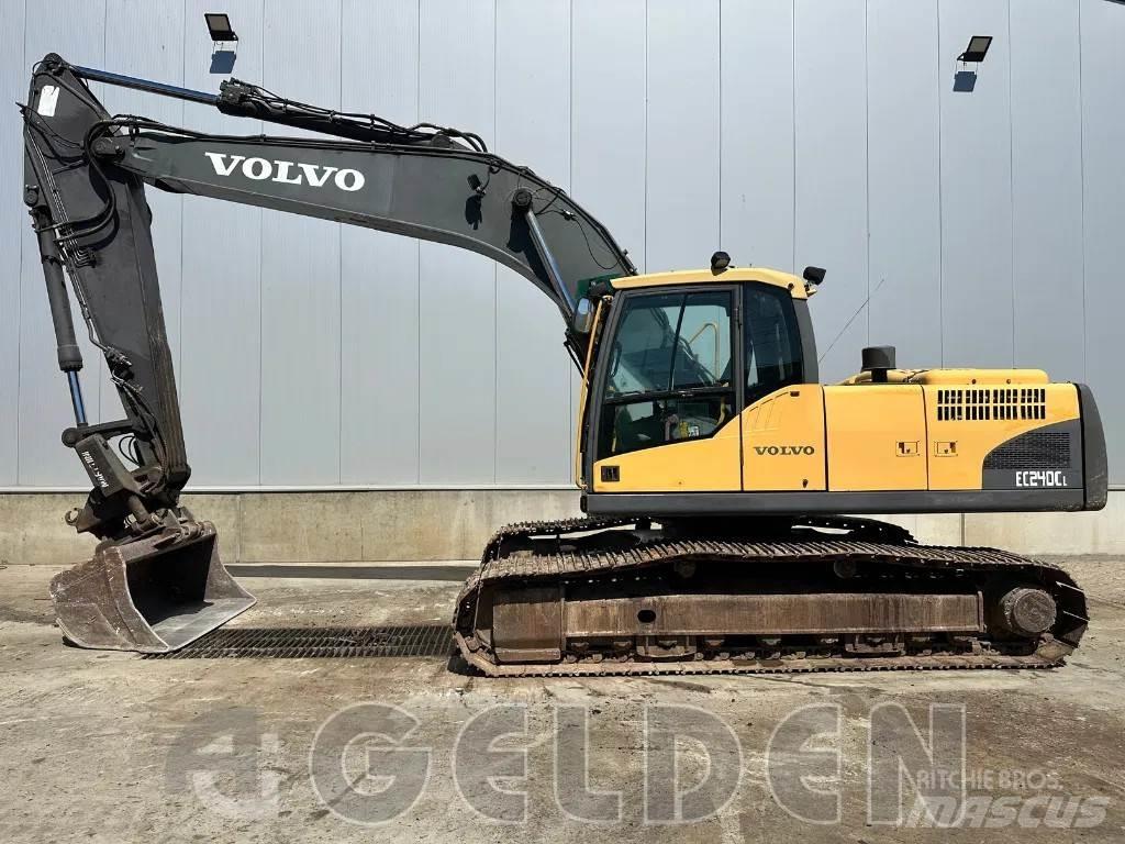 Volvo EC240CL Гусеничні екскаватори