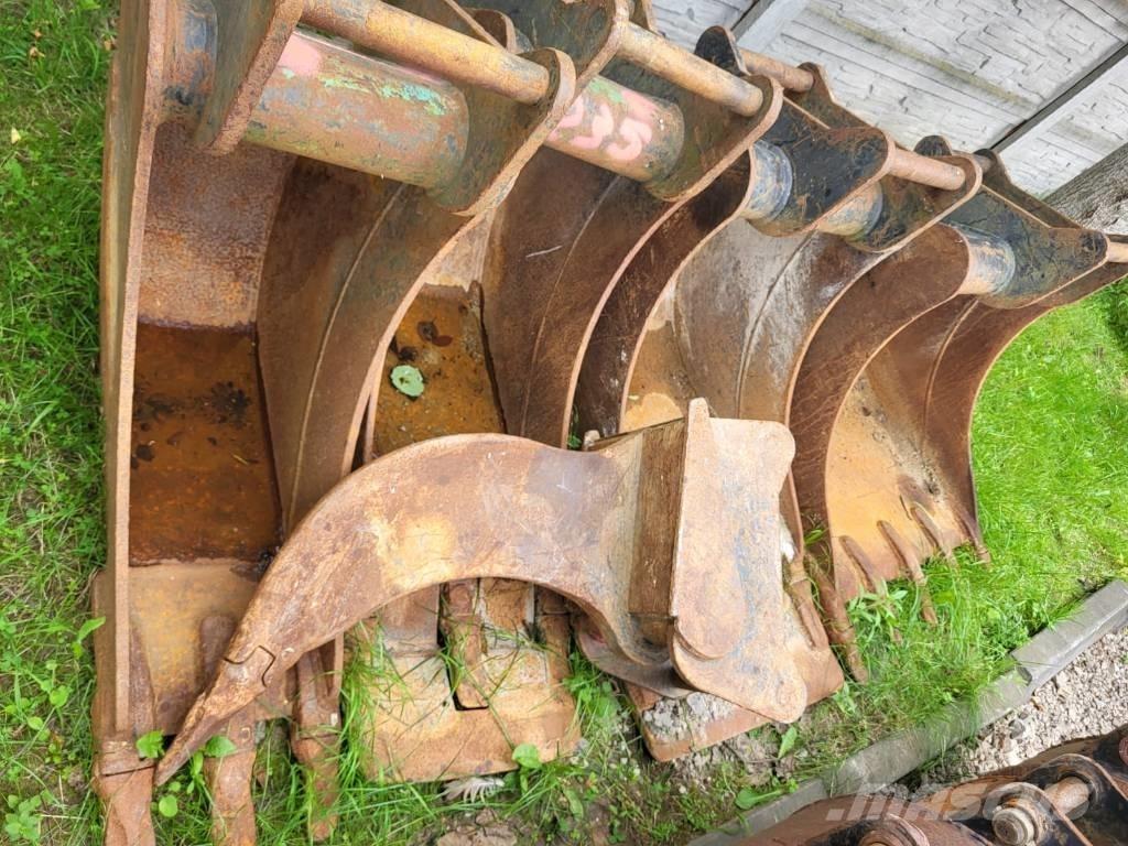Komatsu PW110 Колісні екскаватори