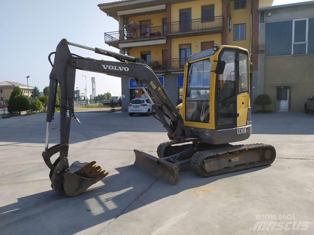 Volvo ECR 38 Міні-екскаватори < 7т