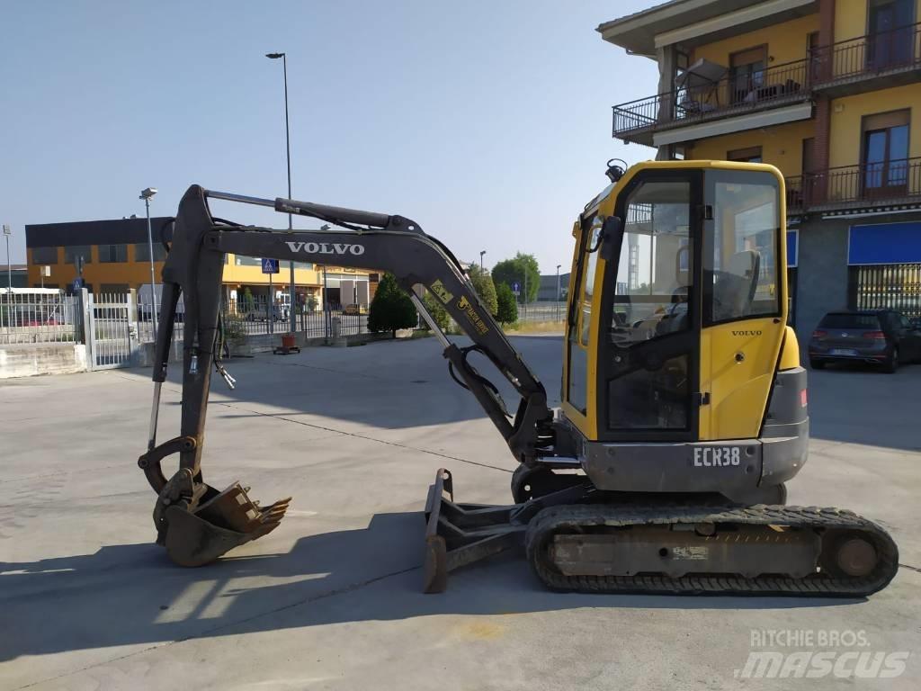 Volvo ECR 38 Міні-екскаватори < 7т