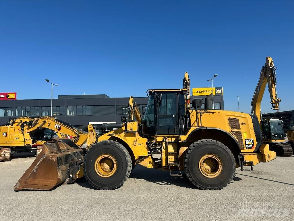 CAT 966 MXE Фронтальні навантажувачі