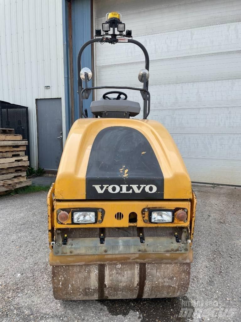 Volvo dd22 Котки тротуарні