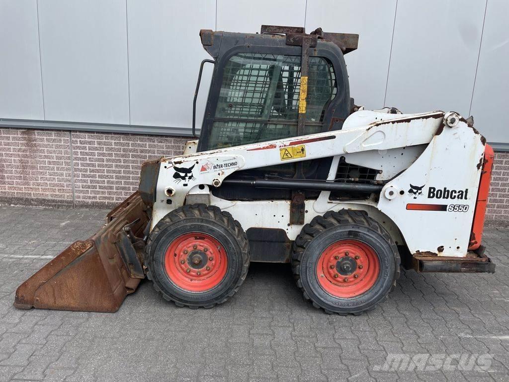 Bobcat S550 Міні-навантажувачі