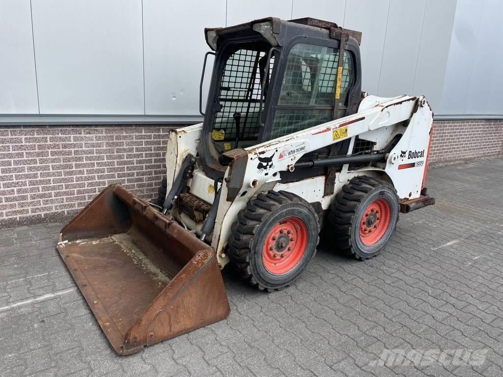 Bobcat S550 Міні-навантажувачі