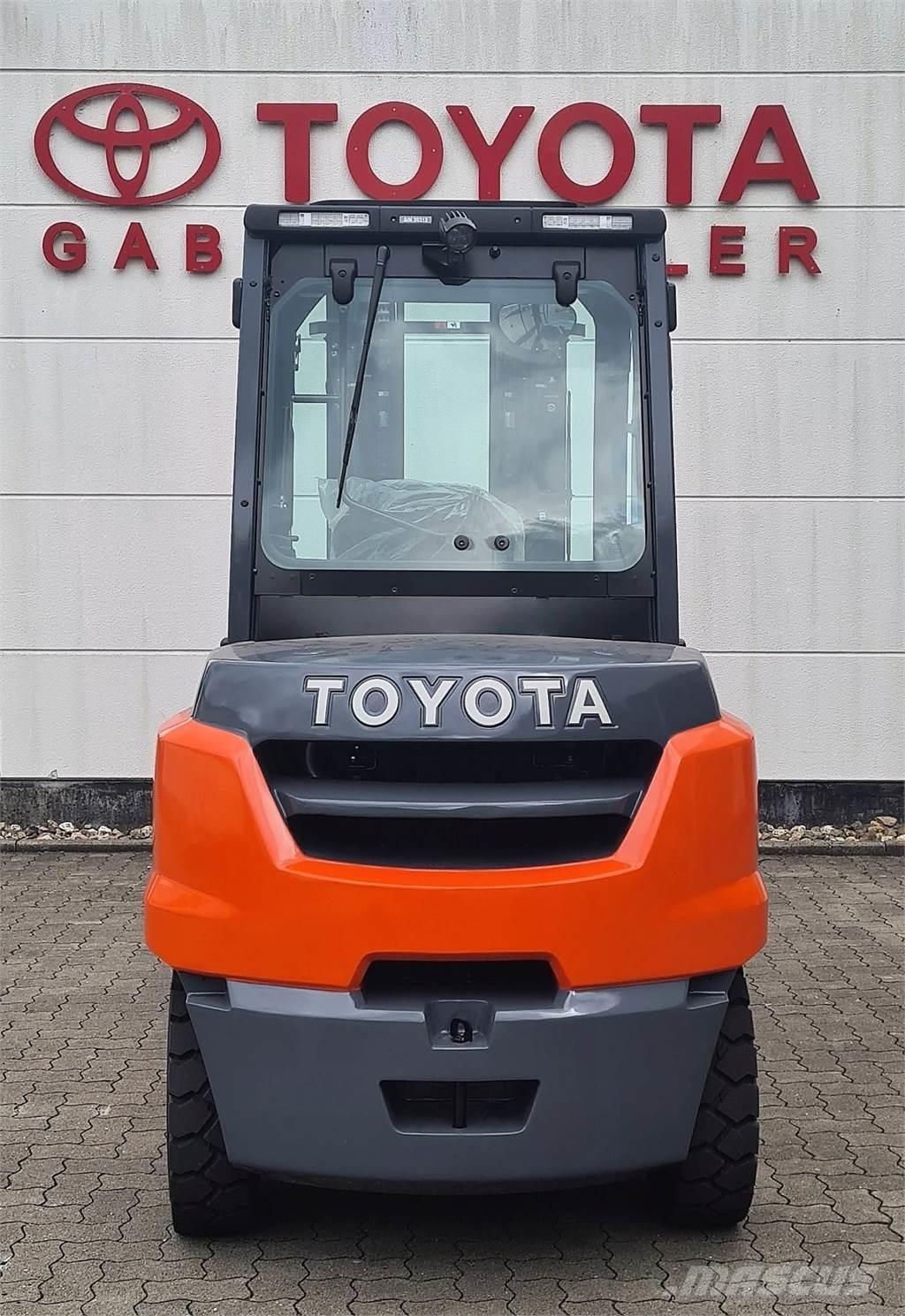 Toyota 40-8FD50N Дизельні навантажувачі
