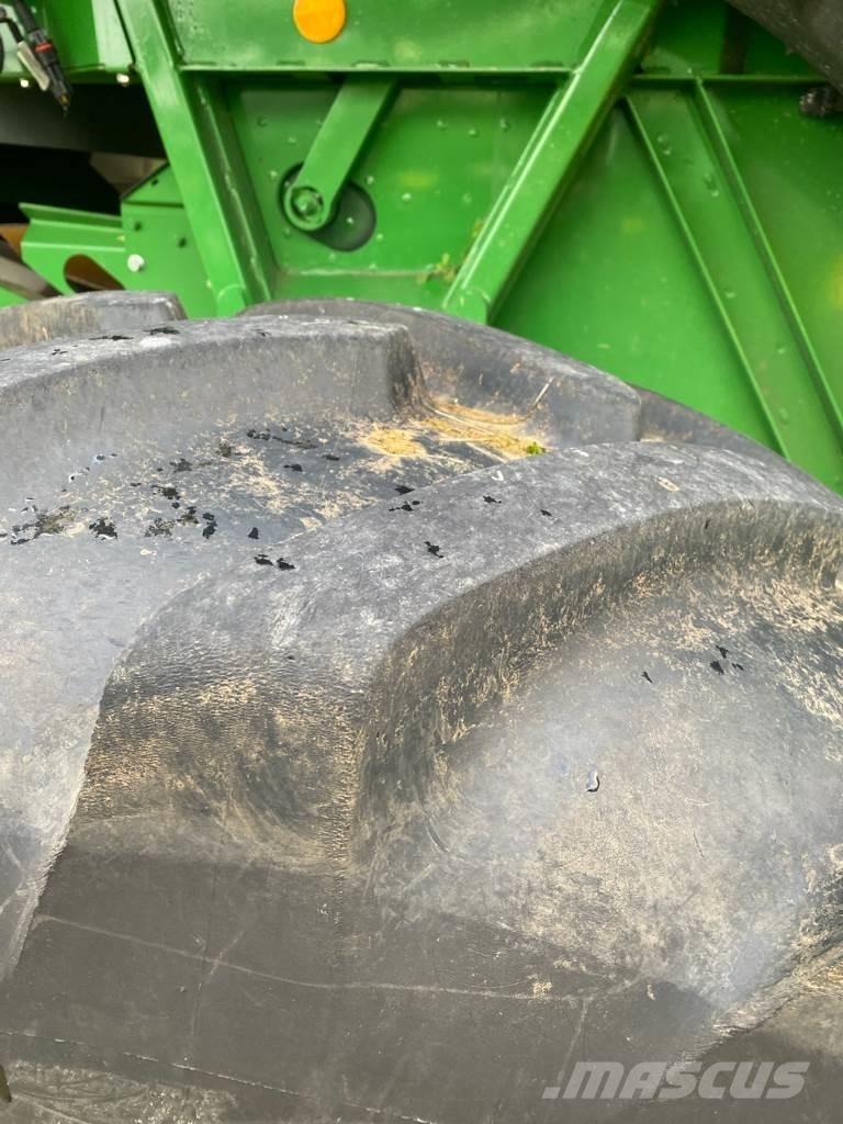 John Deere T 660 I Зернозбиральні комбайни