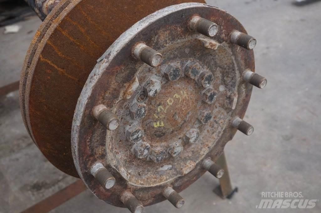 MAN V9-82L-21 Осі