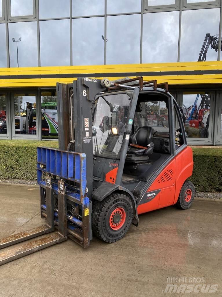 Linde H 30 CNG-02 Газові навантажувачі