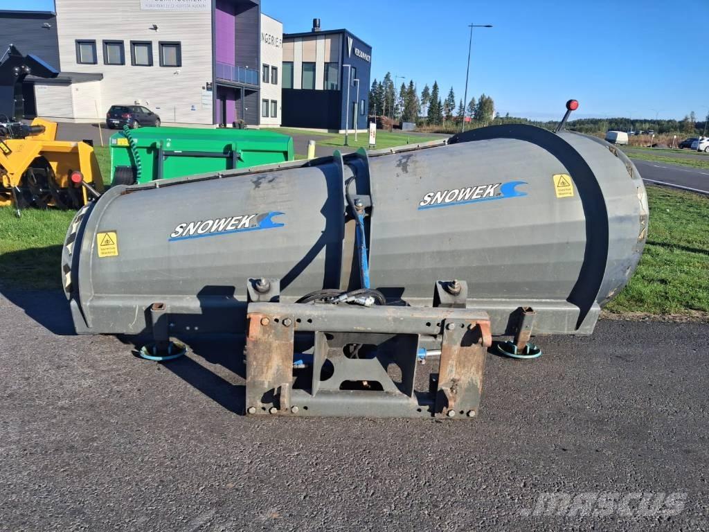 Snowek Alueaura 3200 Снігоочищувальні ножі та плуги