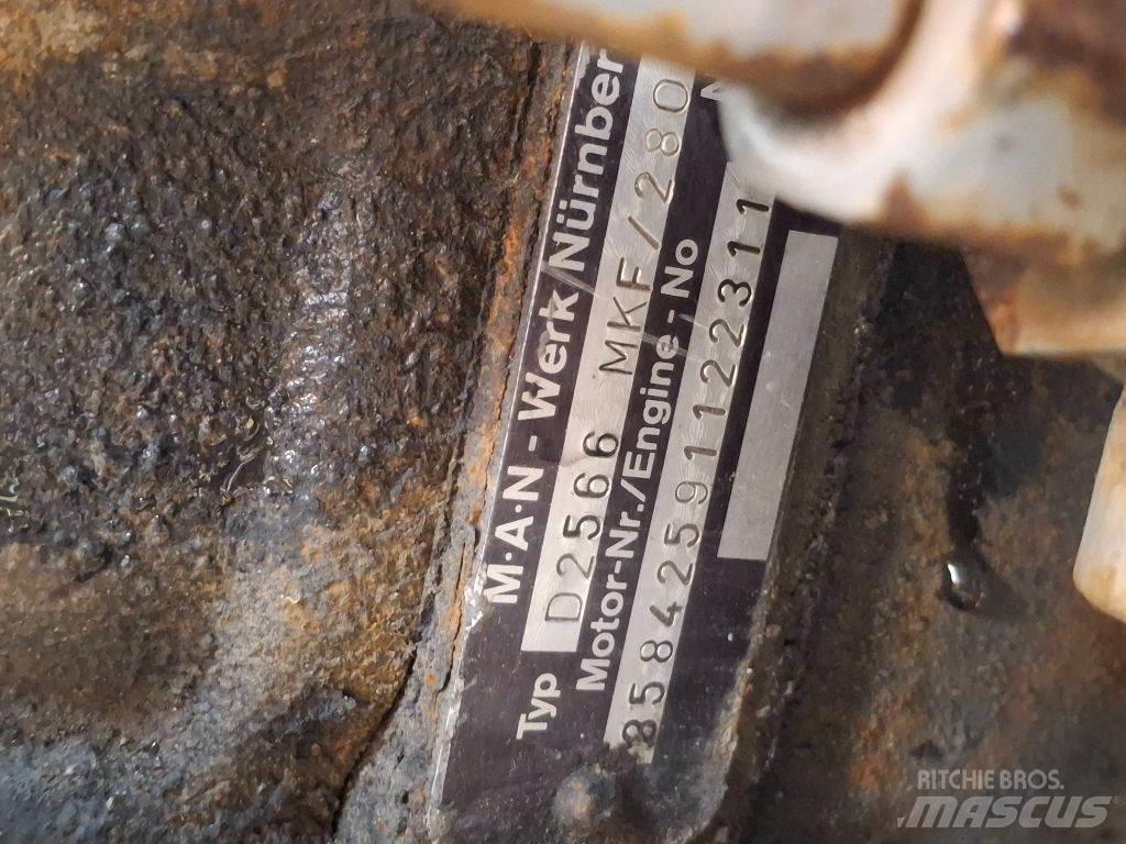 MAN D2566 MKF/280 Двигуни