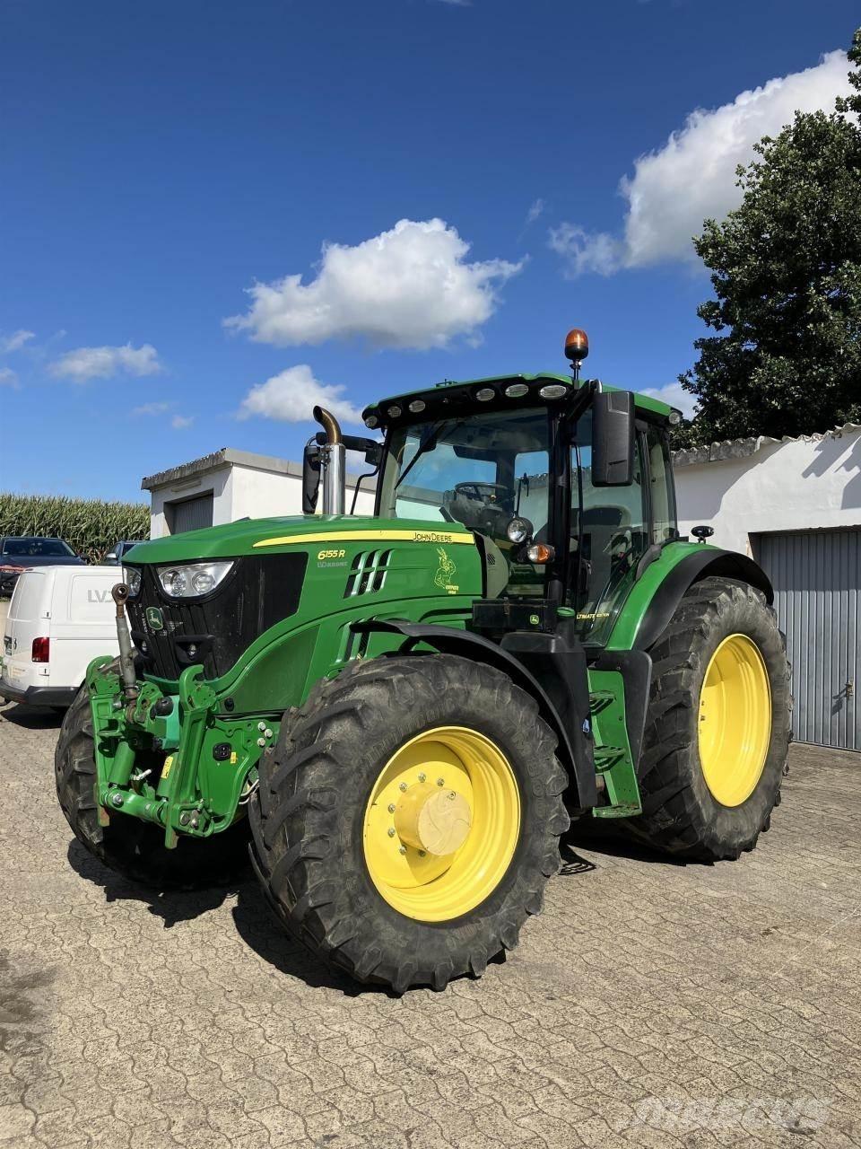 John Deere 6155R Трактори