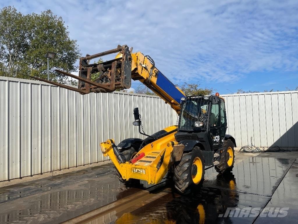 JCB 540-140 Hi Viz Телескопічні навантажувачі