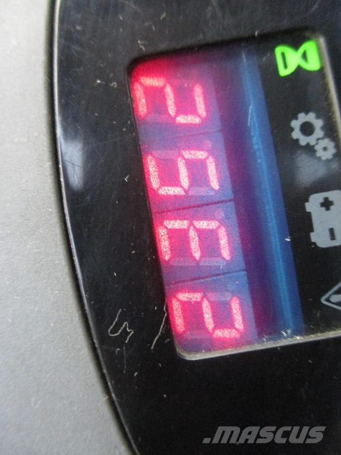 Toyota LPE250 Візки для перевезення піддонів