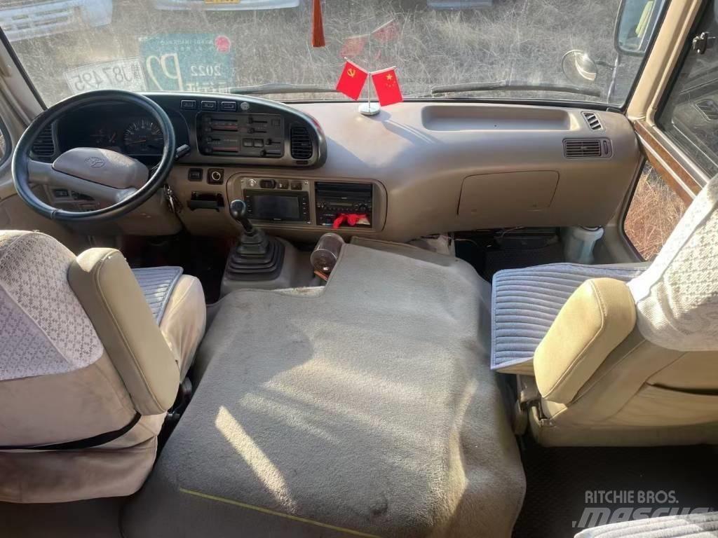 Toyota Coaster Міжміські автобуси