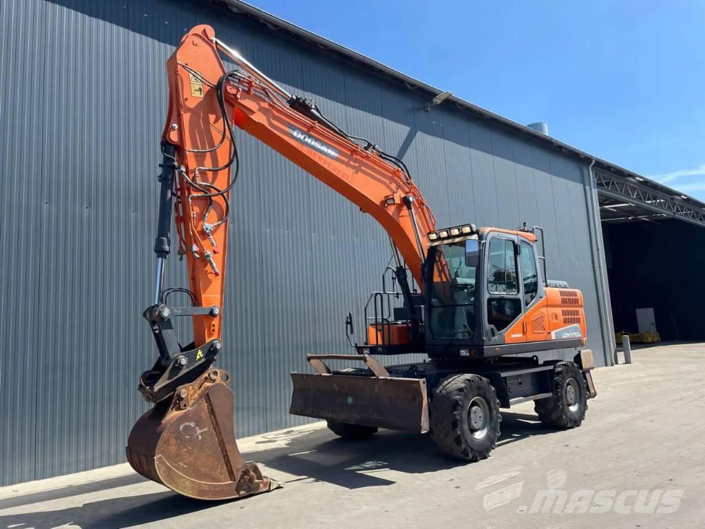 Doosan DX170W-5 Колісні екскаватори