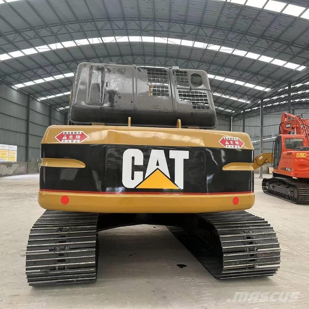 CAT 320B Гусеничні екскаватори